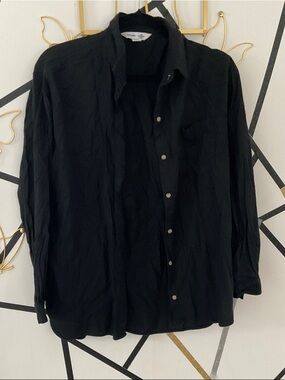 Old Navy Black Boyfriend Button-Up Shirt